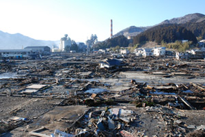 赤崎地区の平成23年3月12日撮影の画像１
