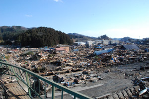 赤崎地区の平成23年3月12日撮影の画像２