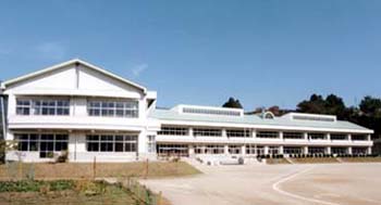 立根小学校