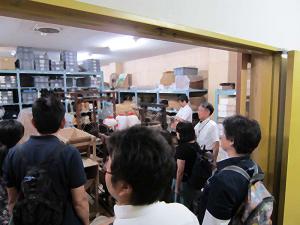 教員のための博物館の日の様子、展示室・収蔵庫ツアー