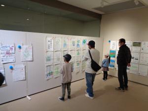 さんりくジオパークかわらばん作品展の画像