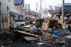 盛地区の平成23年3月13日撮影の画像1
