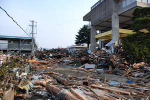 盛地区の平成23年3月12日撮影の画像2