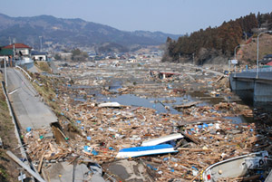 綾里地区の平成23年3月13日撮影の画像2
