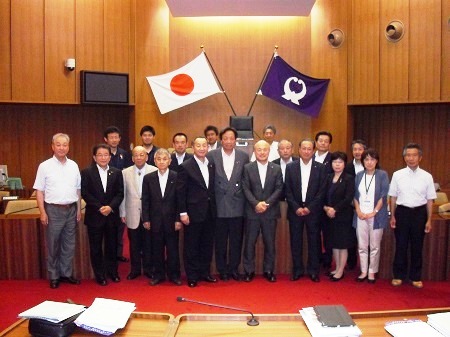 千葉県山武市議会が当市議会災害対応指針等の視察に訪れましたの写真