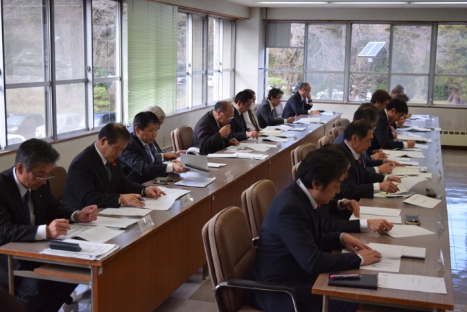 復興特別委員会で第4次提言に係る対応状況を確認しましたの写真2