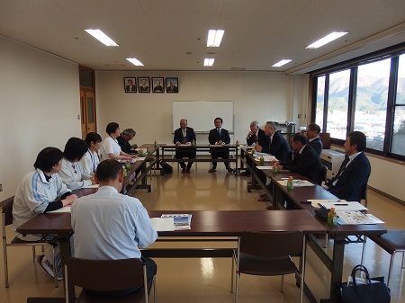 介護老人保健施設の気仙苑で意見交換