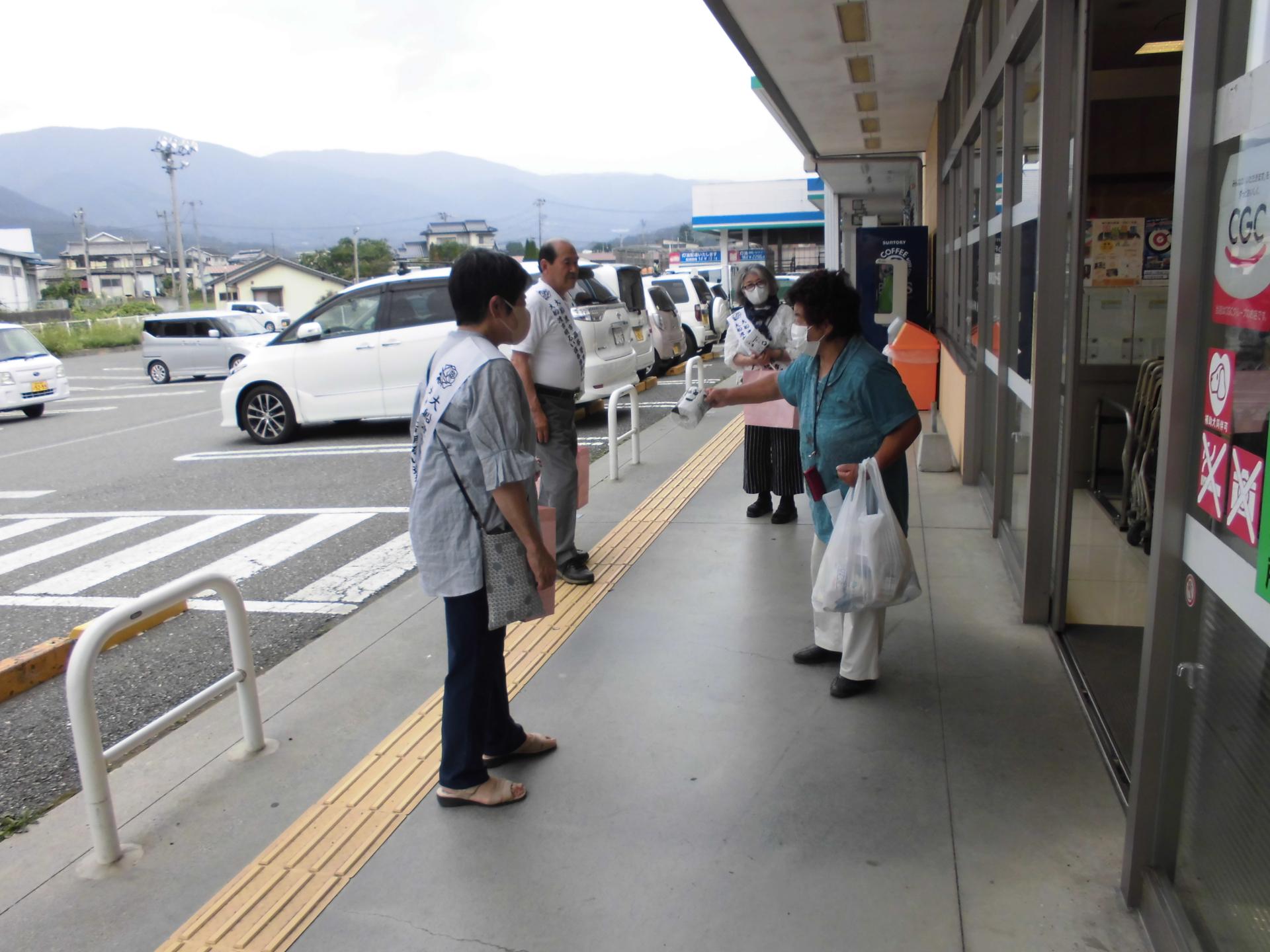 マイヤインター店での啓発活動