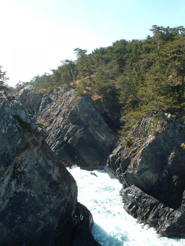 雷岩